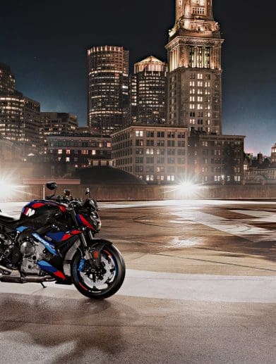 2023 BMW M 1000 R