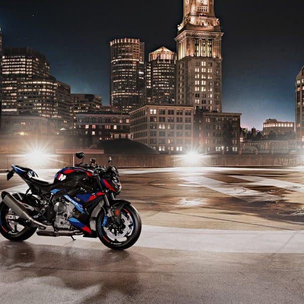 2023 BMW M 1000 R