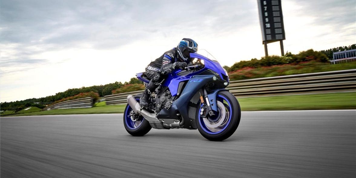 2023 Yamaha YZF-R1 / R1M