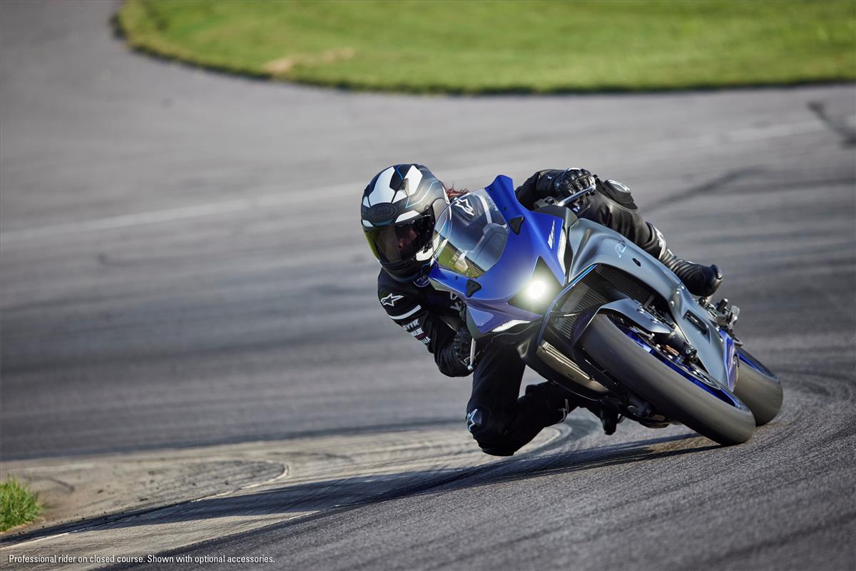 2023 Yamaha R7 Top Speed, Specs and More - Moto Machines Blog