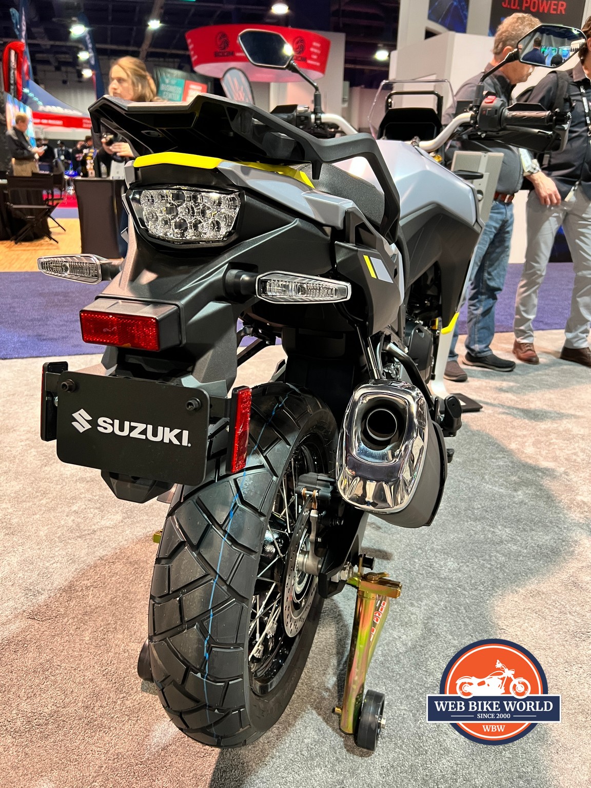 Suzuki's all-new 2023 V-Strom 800DE!