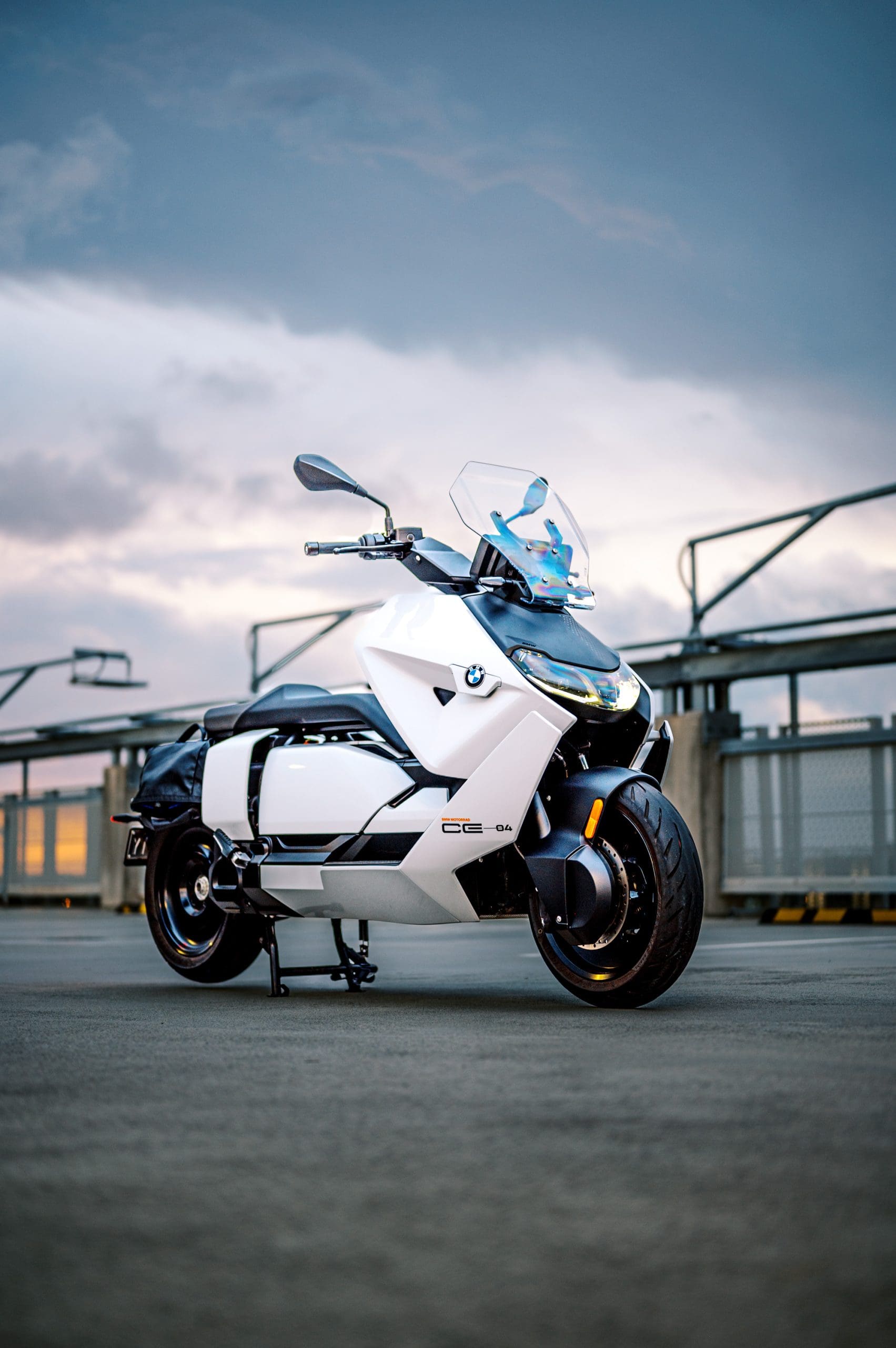 New BMW CE 04 Vagabund is an e-moped that can carry a surfboard