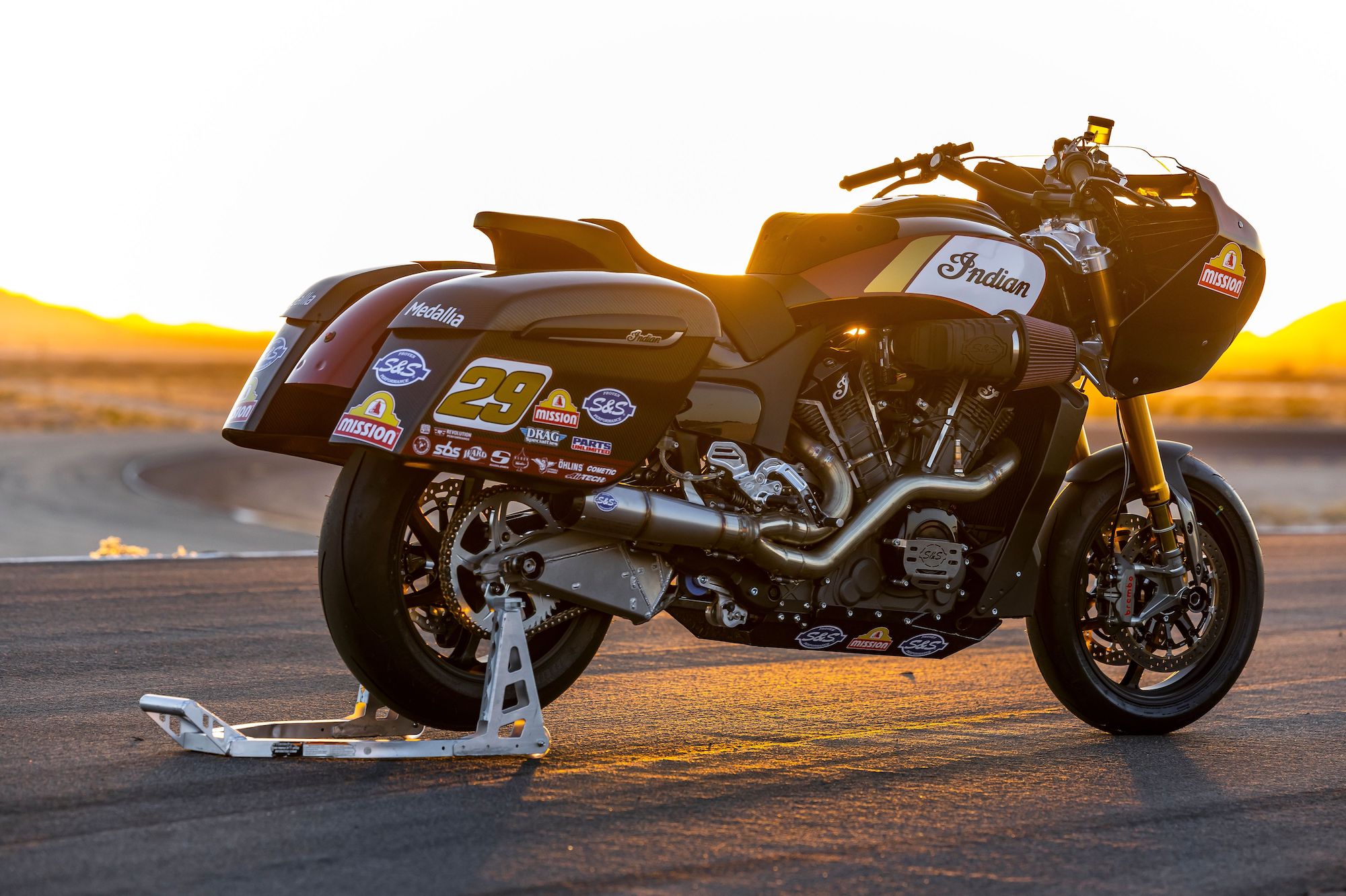 A view of Indian's all-new Challenger RR - a limited race-spec bagger created in celebration of Indian's win in 2022's KOTB. Media sourced from Indian's press release.