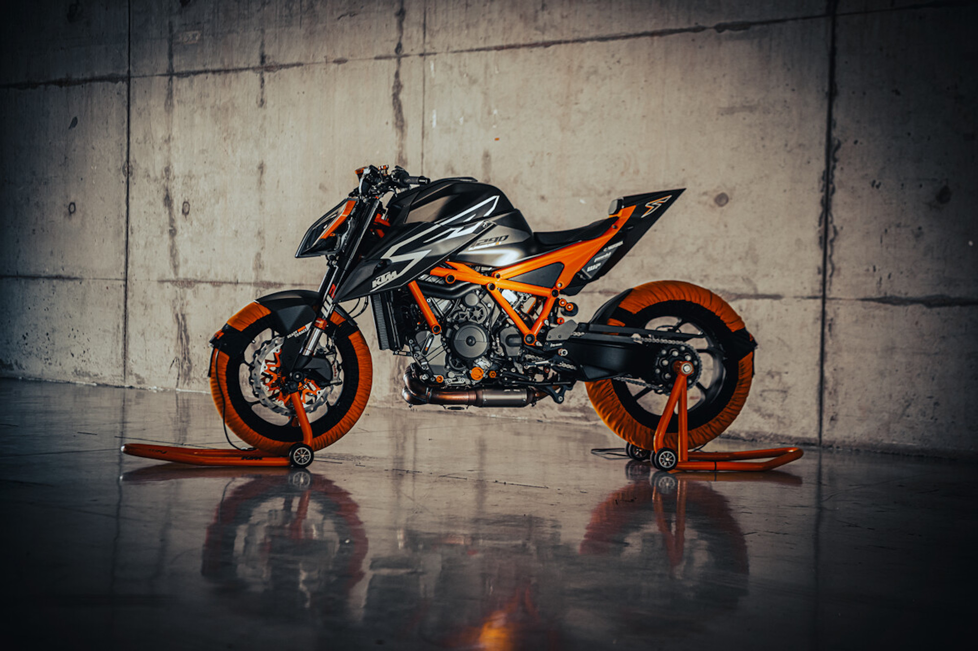 KTM's 2023 1290 Super Duke RR. Media sourced from KTM's recent press release.