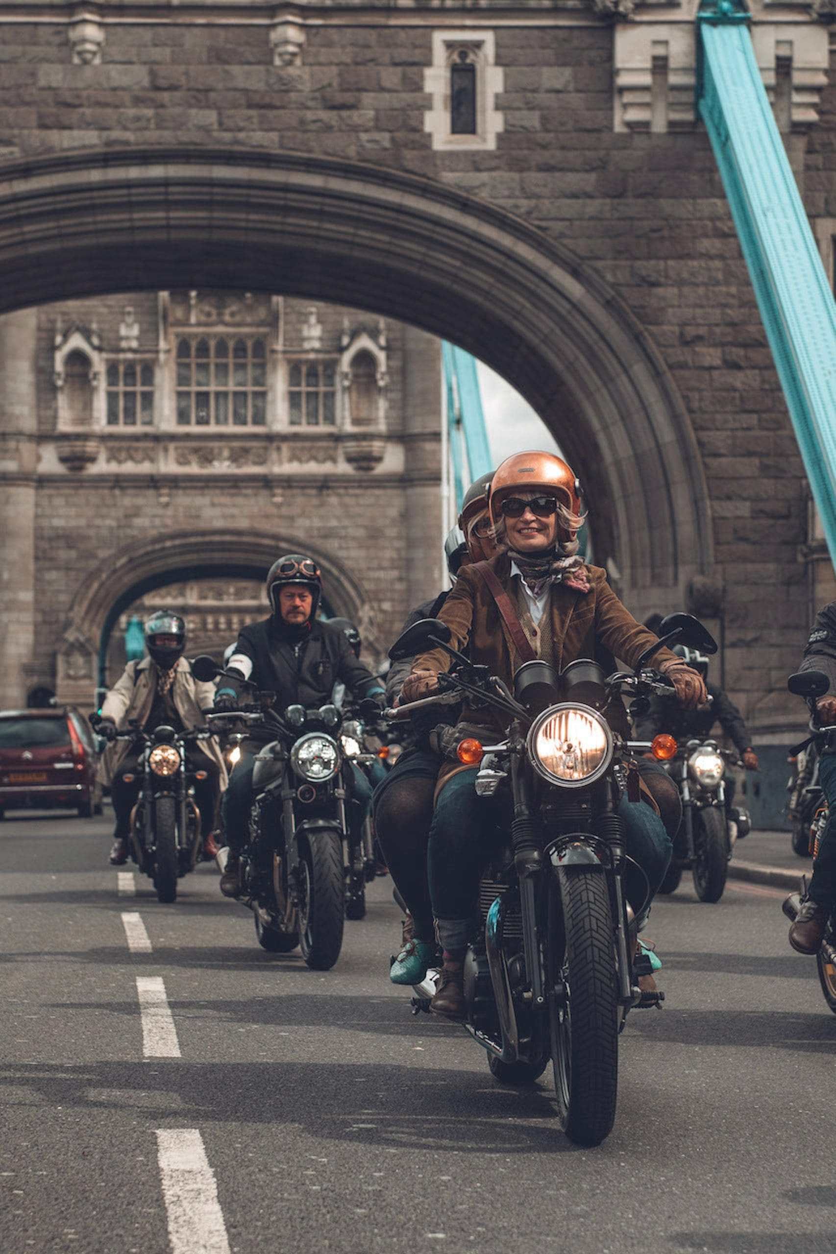 A group of chipper dandies enjoying a semi-sunny day in the UK. Media sourced from Londonist.