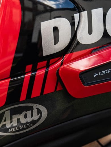 The Ducati Communication System V3 by Cardo. Media sourced from Ducati's press release.
