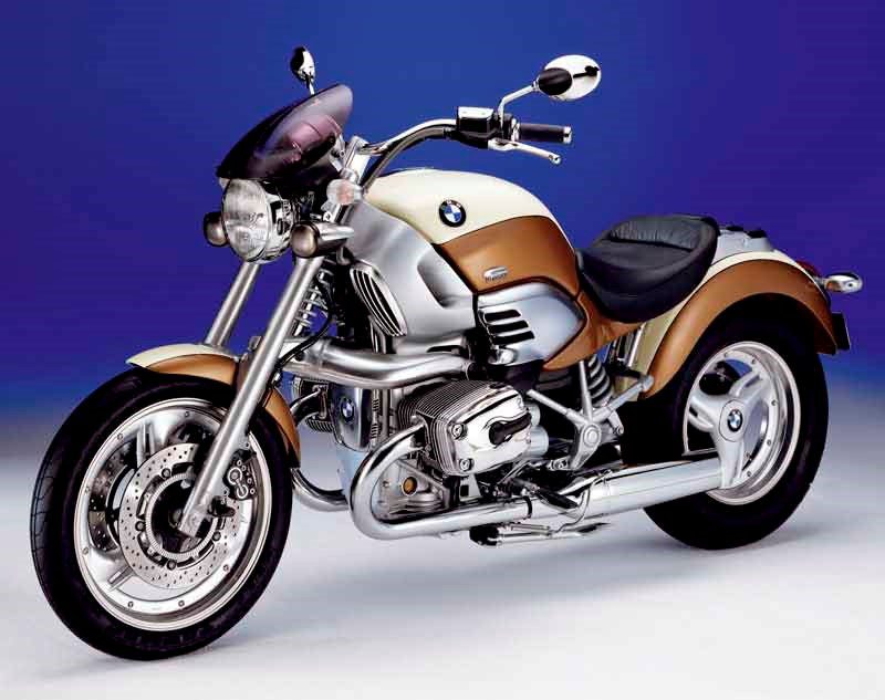 A BMW BMW R1200C motorcycle from 1997