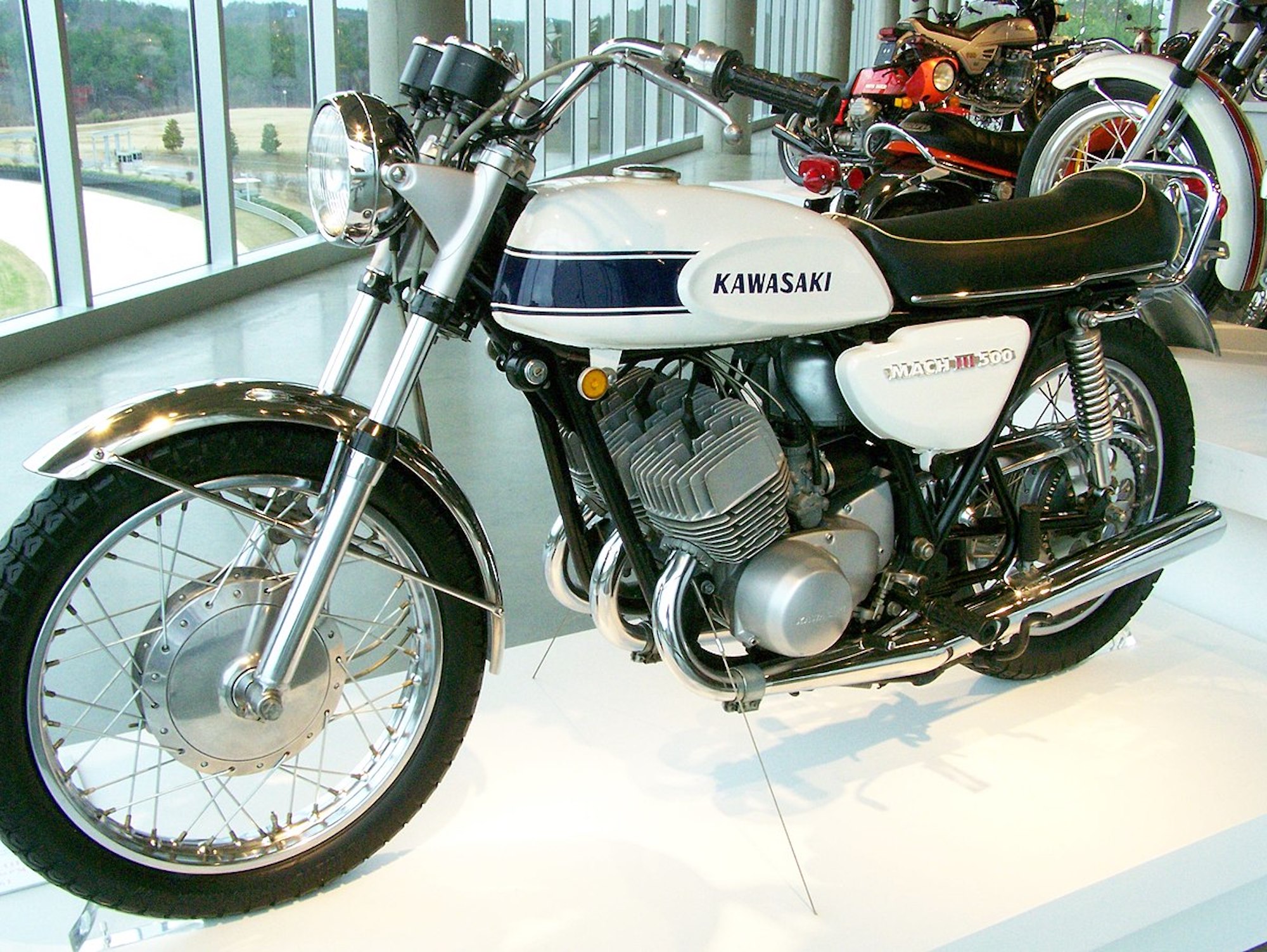 The Kawasaki H1 Mach III. Media sourced from Wikipedia.