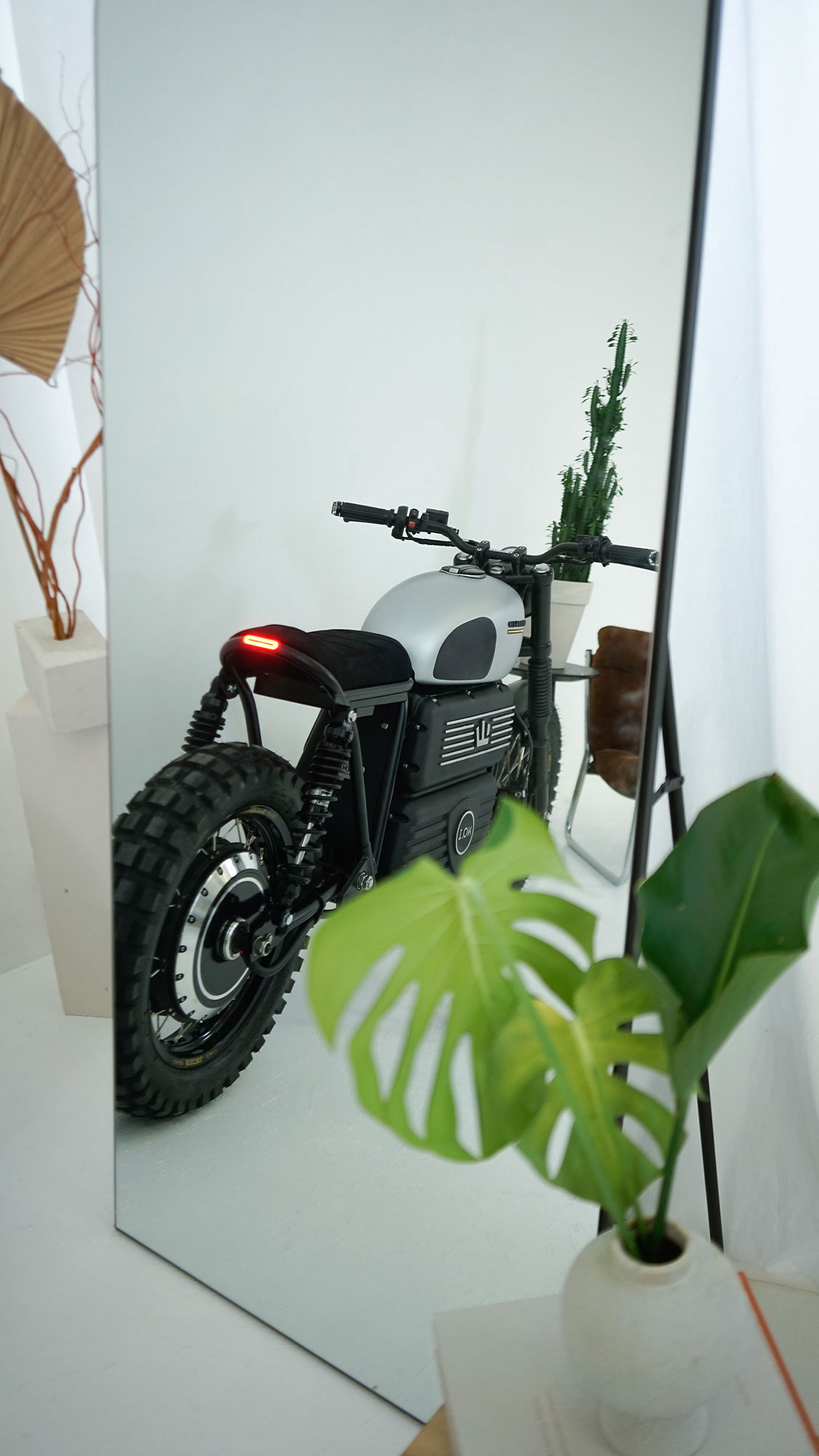 RGNT X Crooked’s “Crooked E-Type” Scrambler. Media sourced from RGNT.