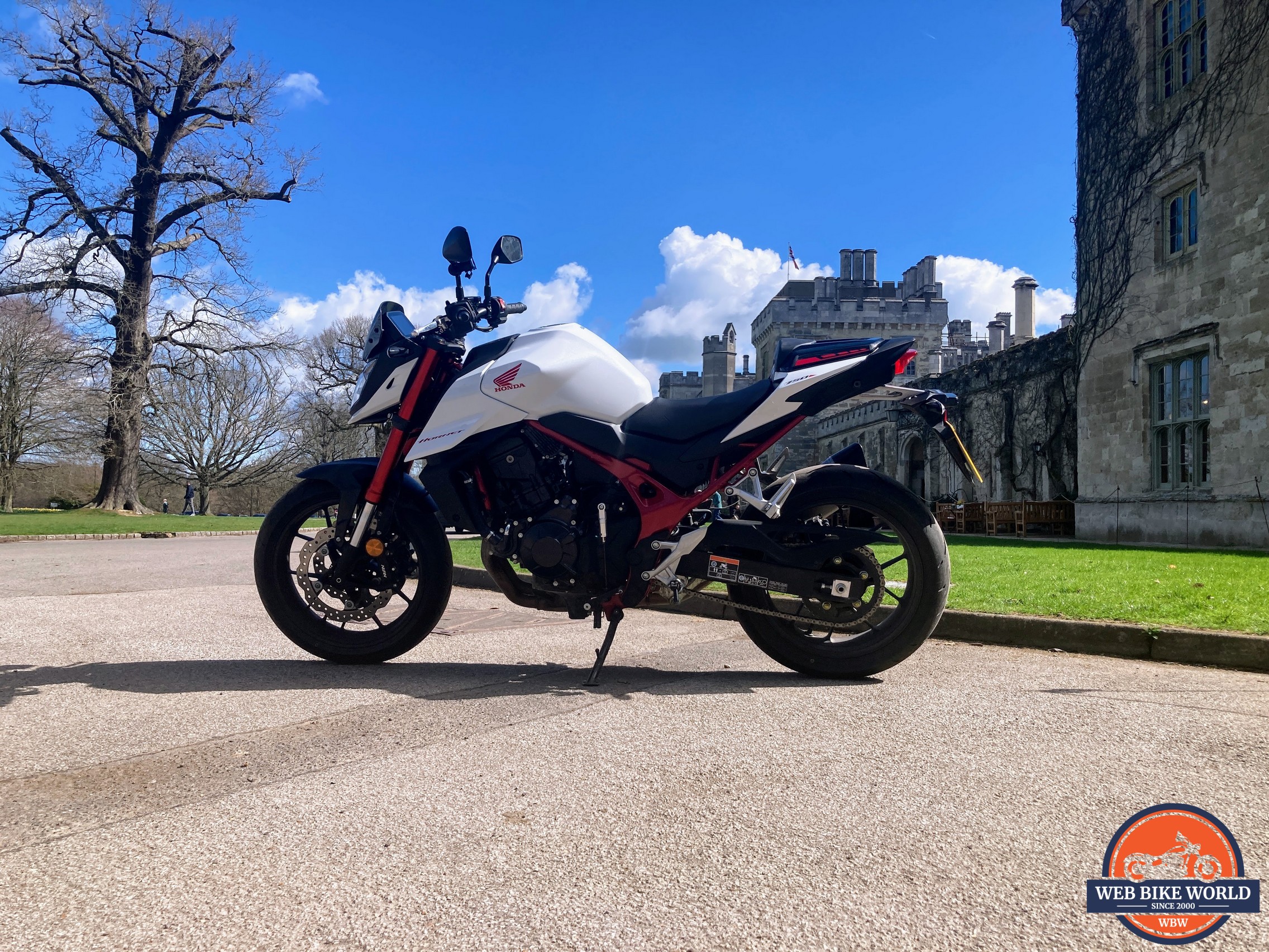 Honda hornet sport bike deals