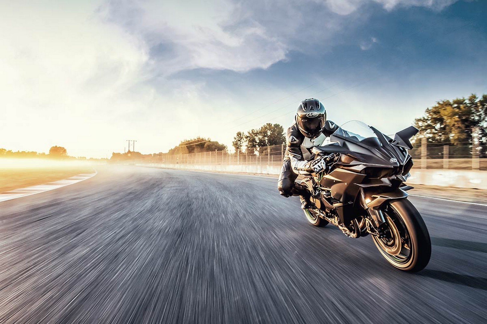 Kawasaki Ninja h2 РѕР±РѕРё