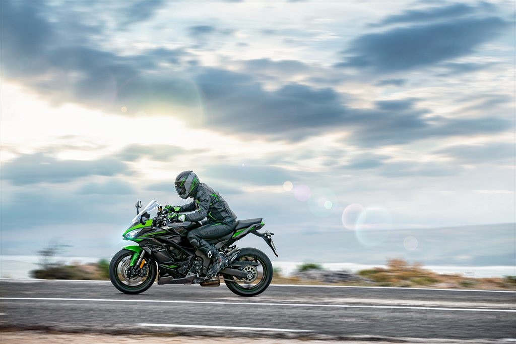 2023 Kawasaki Ninja 1000SX [Specs, Features, Photos]