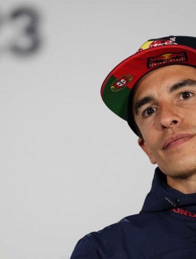 Marc Marquez, in his continued fight around the circuit. Media sourced from Eurosport.