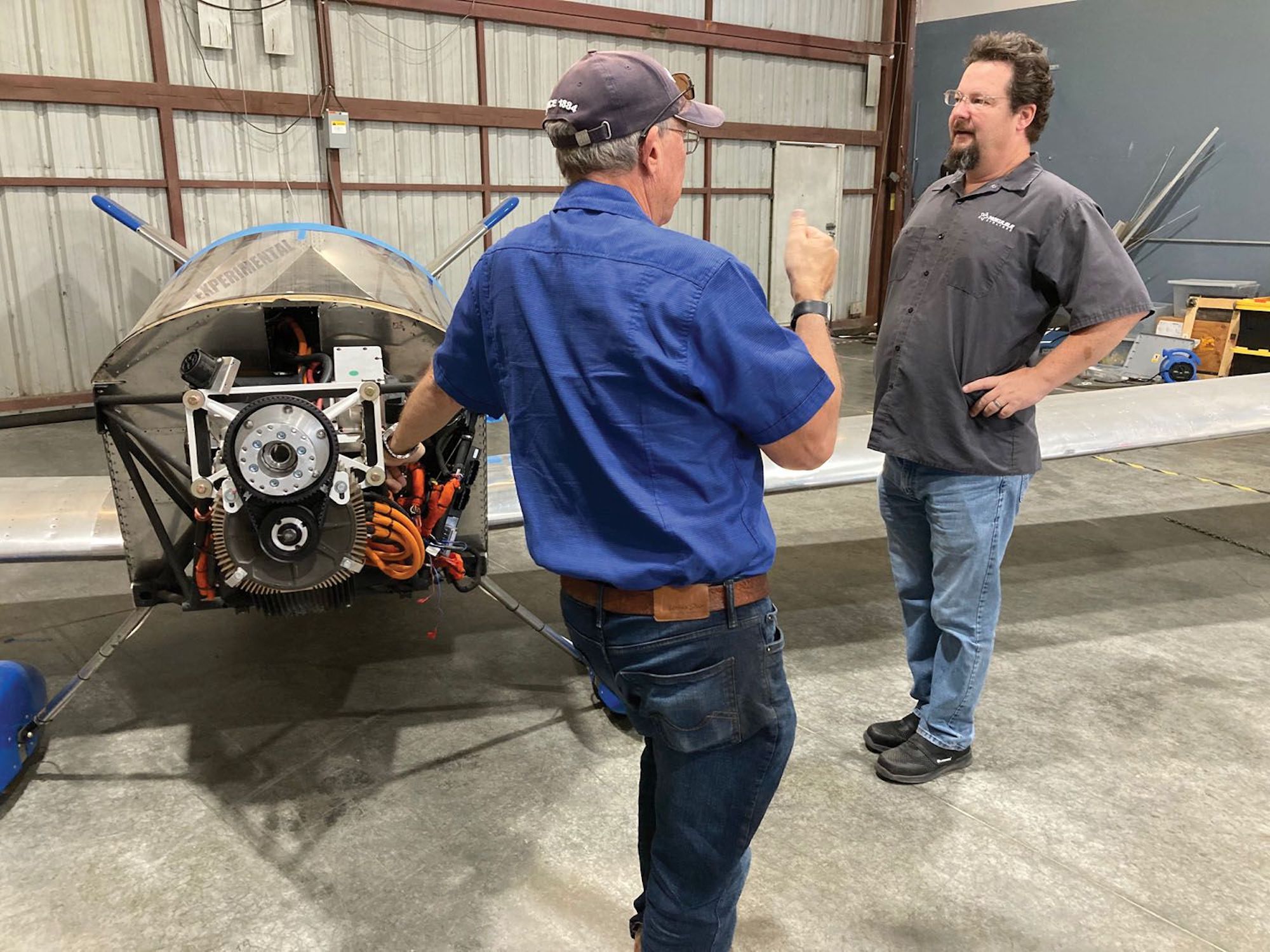 The 'Xenos" - an electric Mootrglider that uses a Zero Motorcycle's powertrain to ferry and hop to decent altitudes. Media sourced from KitPlanes.