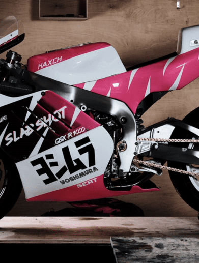 The Suzuki Slabshot - a custom retro super bike from the mind of Londoner Marc Bells. Media sourced from MCN.