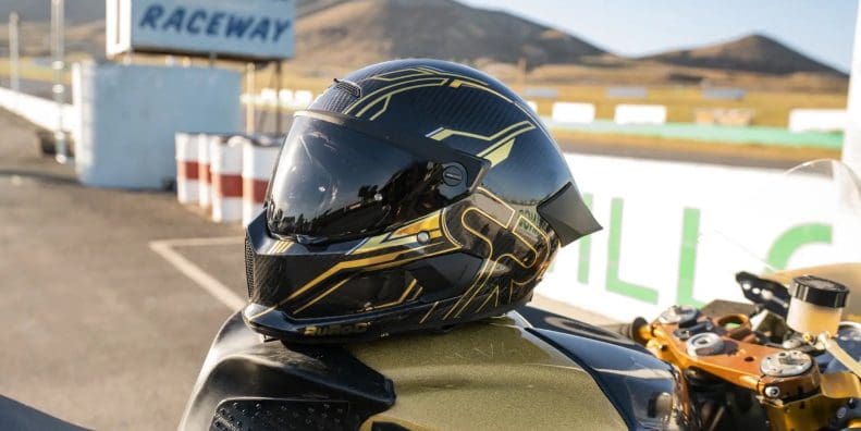 Ruroc's newest addition and the first track-ready helmet to feature RHEON™ tech. Media sourced from Ruroc.