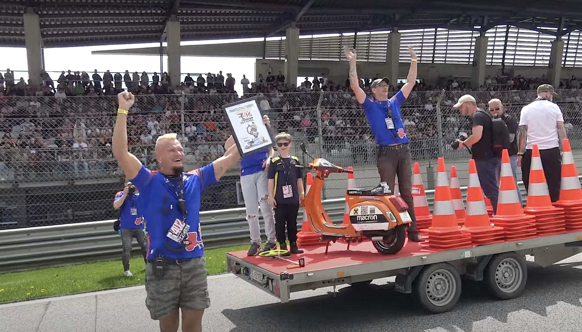 Austrian stuntman Günter Schachermayr, or “Lumpi,” who just completed a new record on his Vespa, blindfolded, with a sack over his head. Media sourced from Youtube.