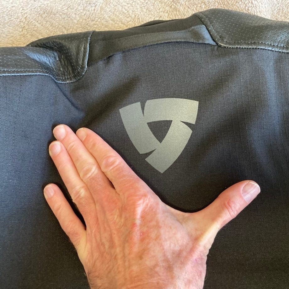 REV’IT! Valve H2O Jacket HandsOn Review