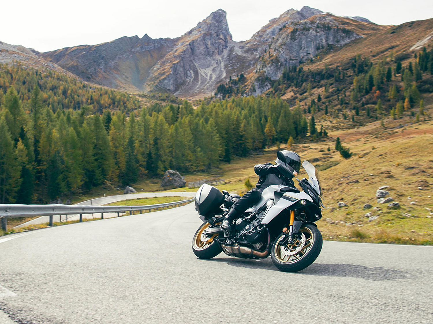 webbikeworld.com] - Yamaha 2023 Tracer 9 GT Sports Tourer Ride Review 