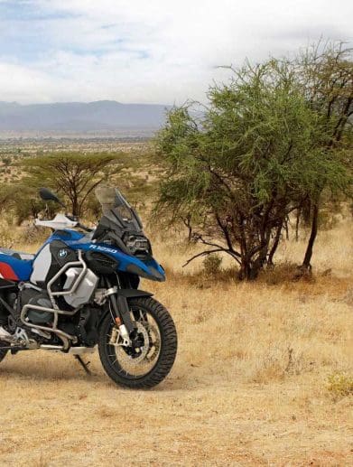 BMW's 2024 BMW R 1250x. Media sourced from BMW.
