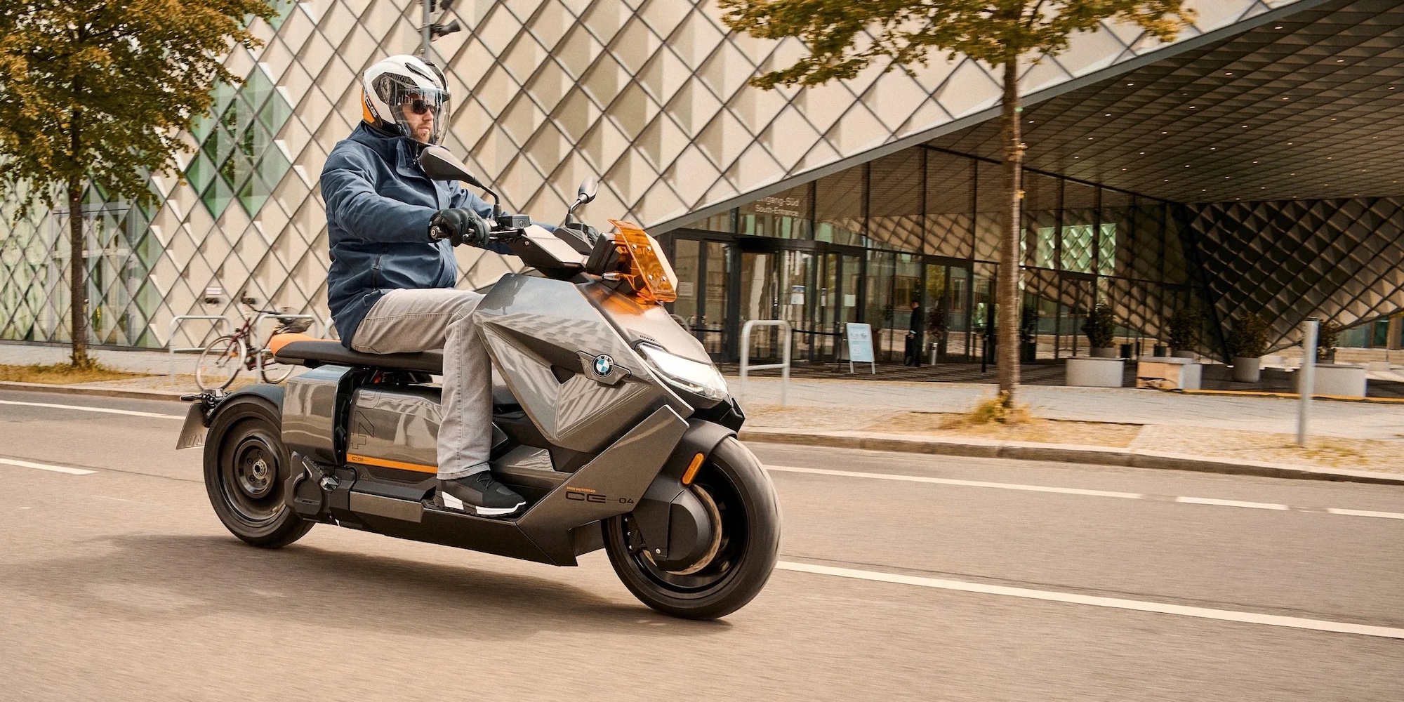 A view of BMW's electric scooter, the CE 04. Media sourced from Electrek.