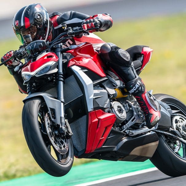 2023 Ducati Streetfighter V2