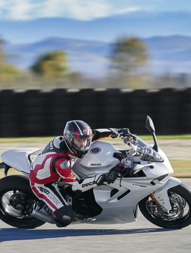 2023 Ducati SuperSport 950 / 950S