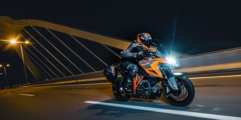 2023 KTM 1290 Super Duke GT