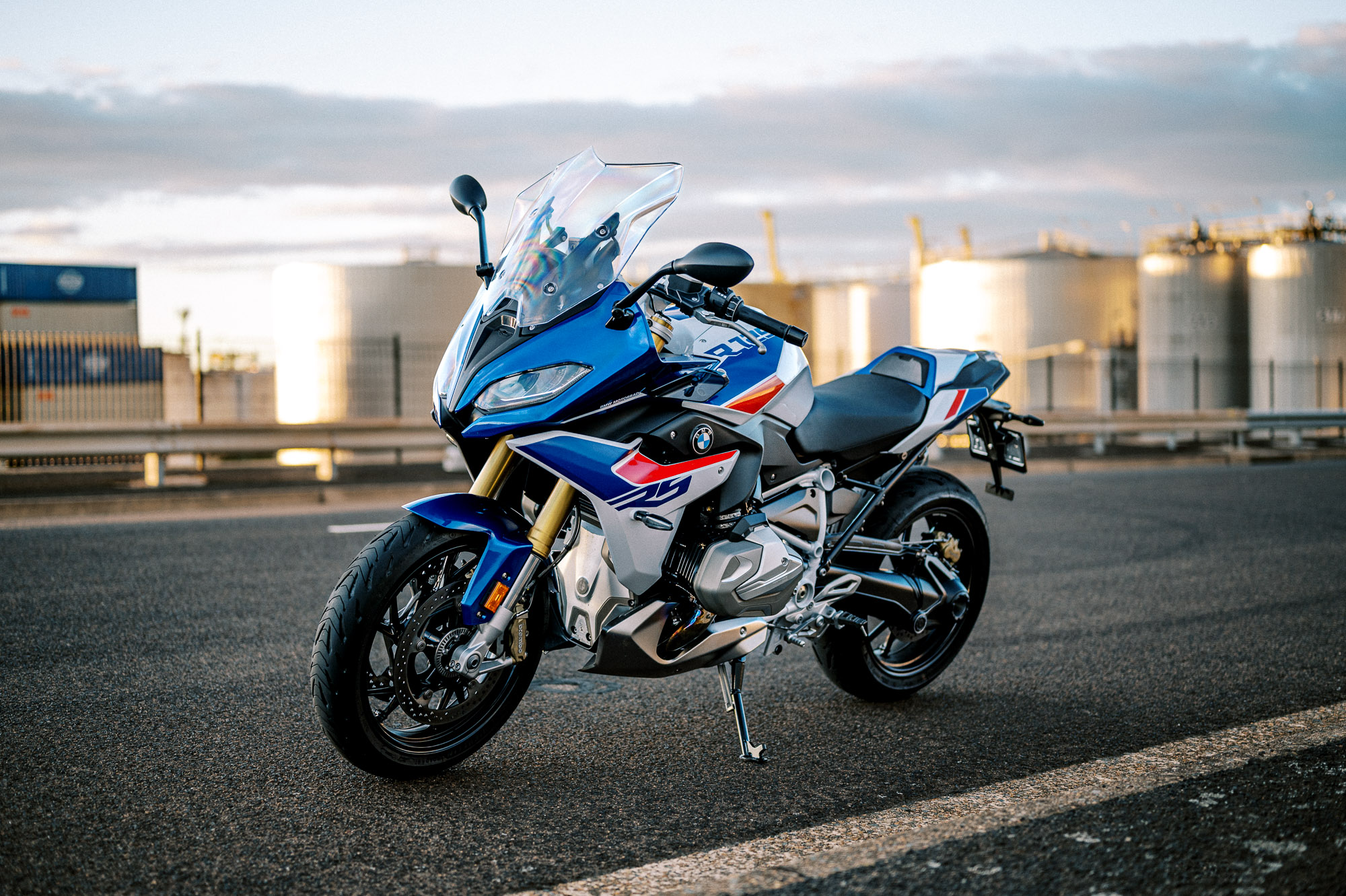 BMW's 2023 R 1250 RS motorcycle parked at sunset in Sydney