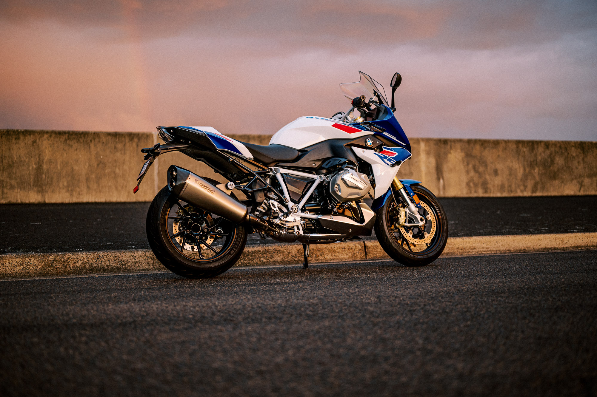 BMW's 2023 R 1250 RS motorcycle parked at sunset in Sydney