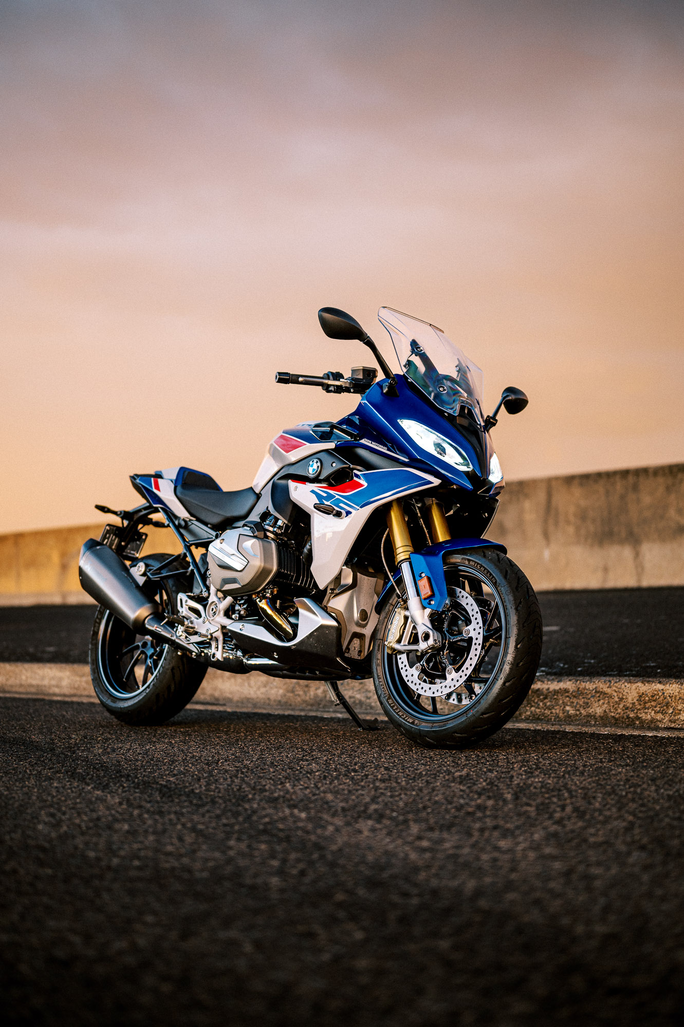 BMW's 2023 R 1250 RS motorcycle parked at sunset in Sydney