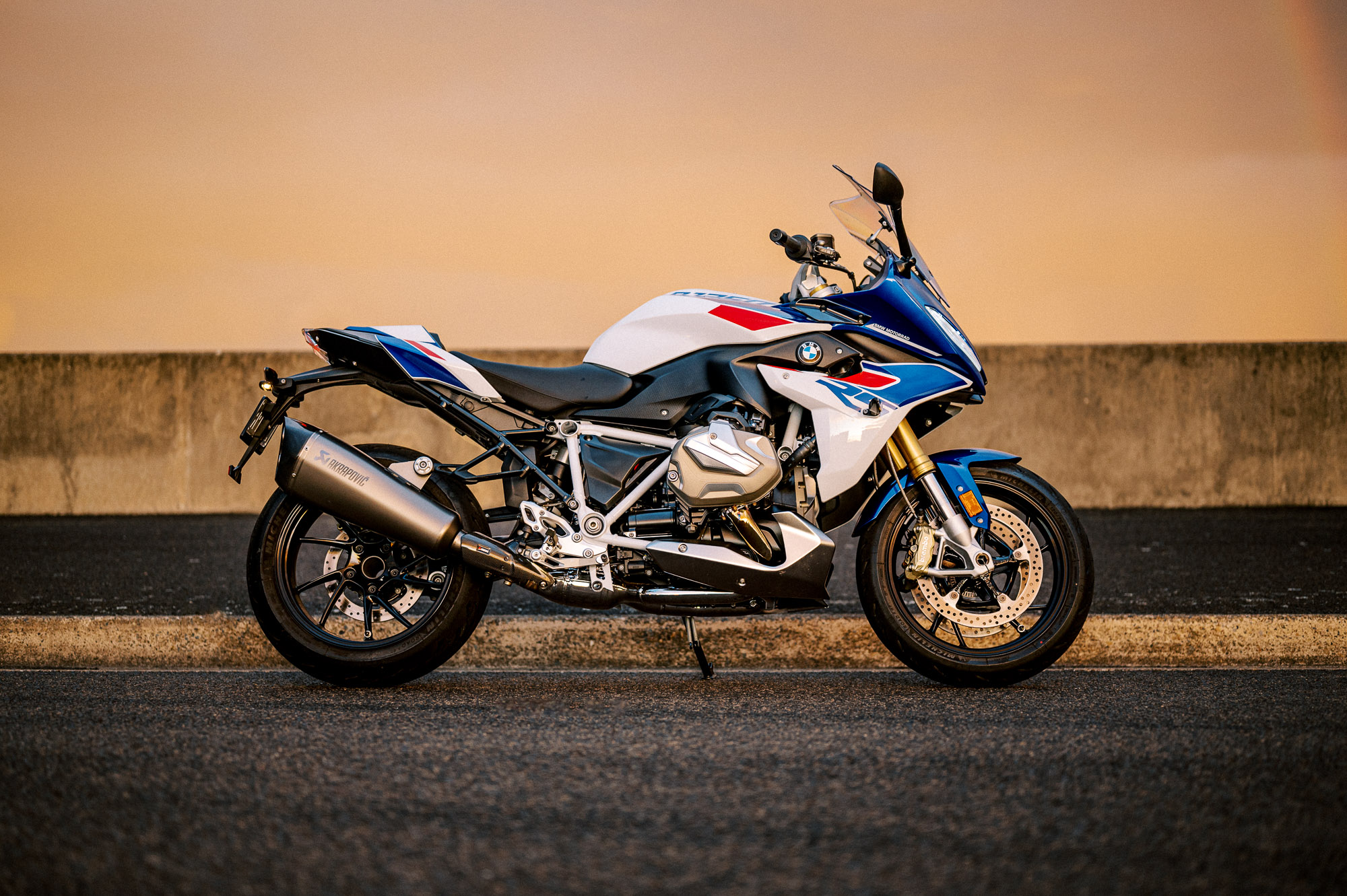 BMW's 2023 R 1250 RS motorcycle parked at sunset in Sydney