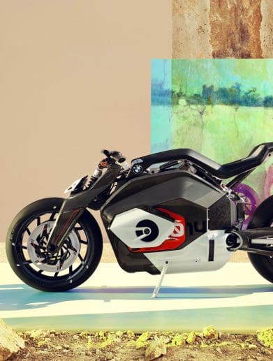 BMW's 2019 Vision DC Roadster concept. Media sourced from Tech Crunch.