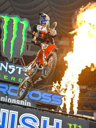 A view of the antics surrounding our good Supermotocross and Pro Motocross efforts. Media sourced from Roadracing World.