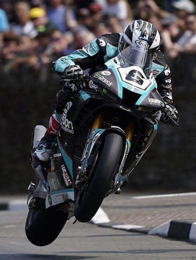 Peter Hickman in the 2023 Isle of Man TT efforts. Media sourced from Flipboard (aka., Bike Sport News).