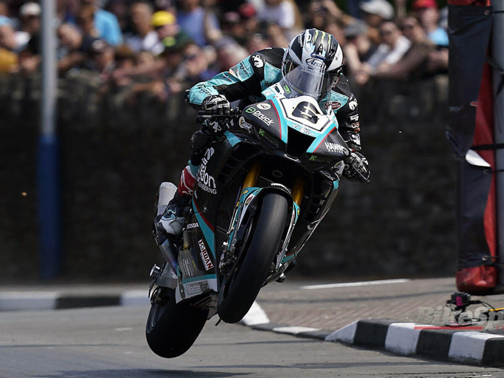 For the Record Peter Hickman Clocks Lap at Isle of Man