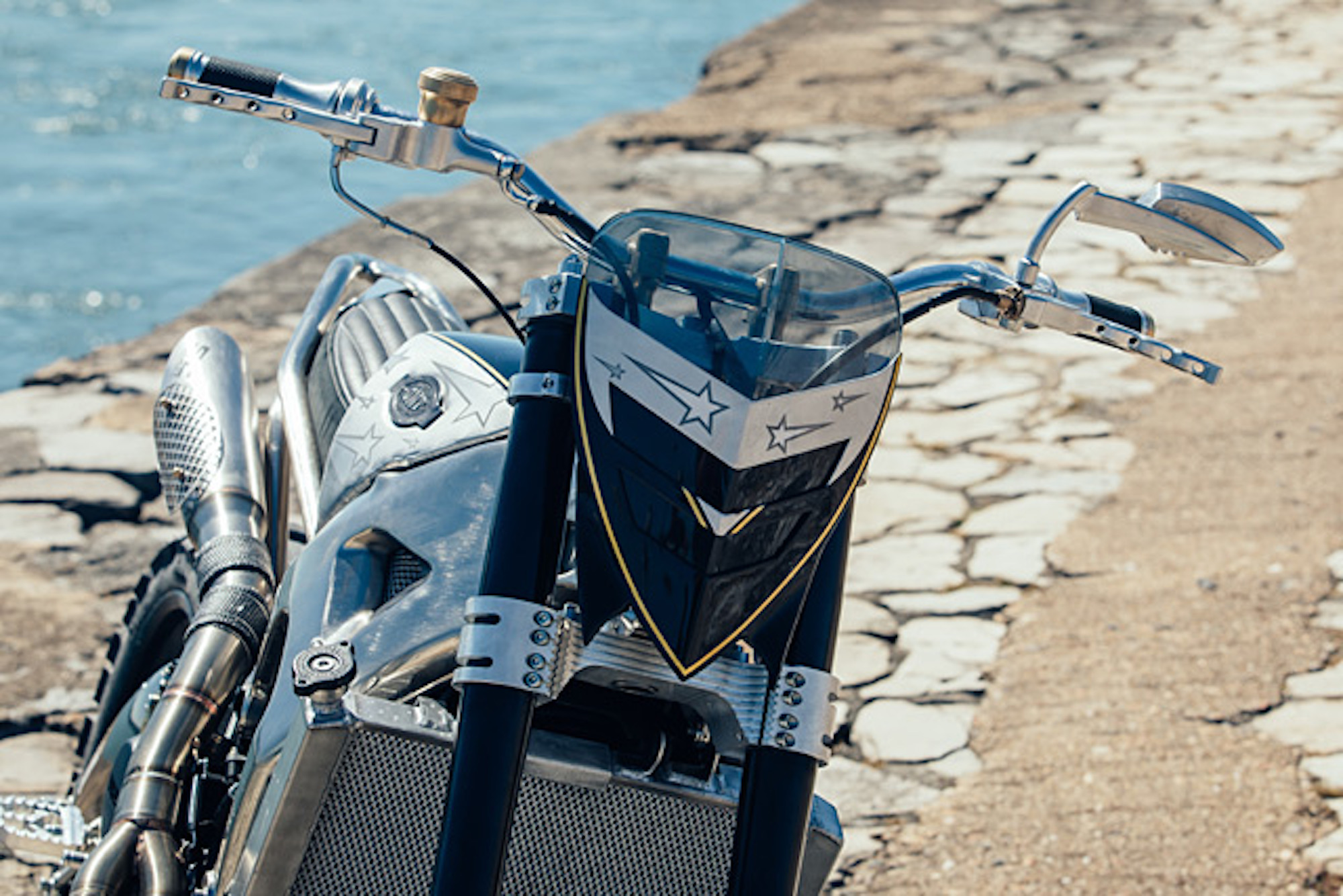 An XSR900 "Stardust." Media sourced from Yamaha Motorsports.