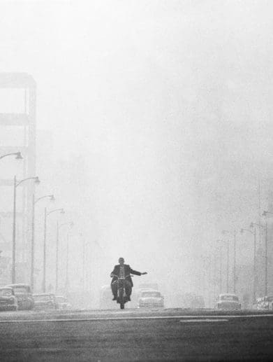 A view of the air pollution in mid-century Los Angeles. Media sourced from Timeline.