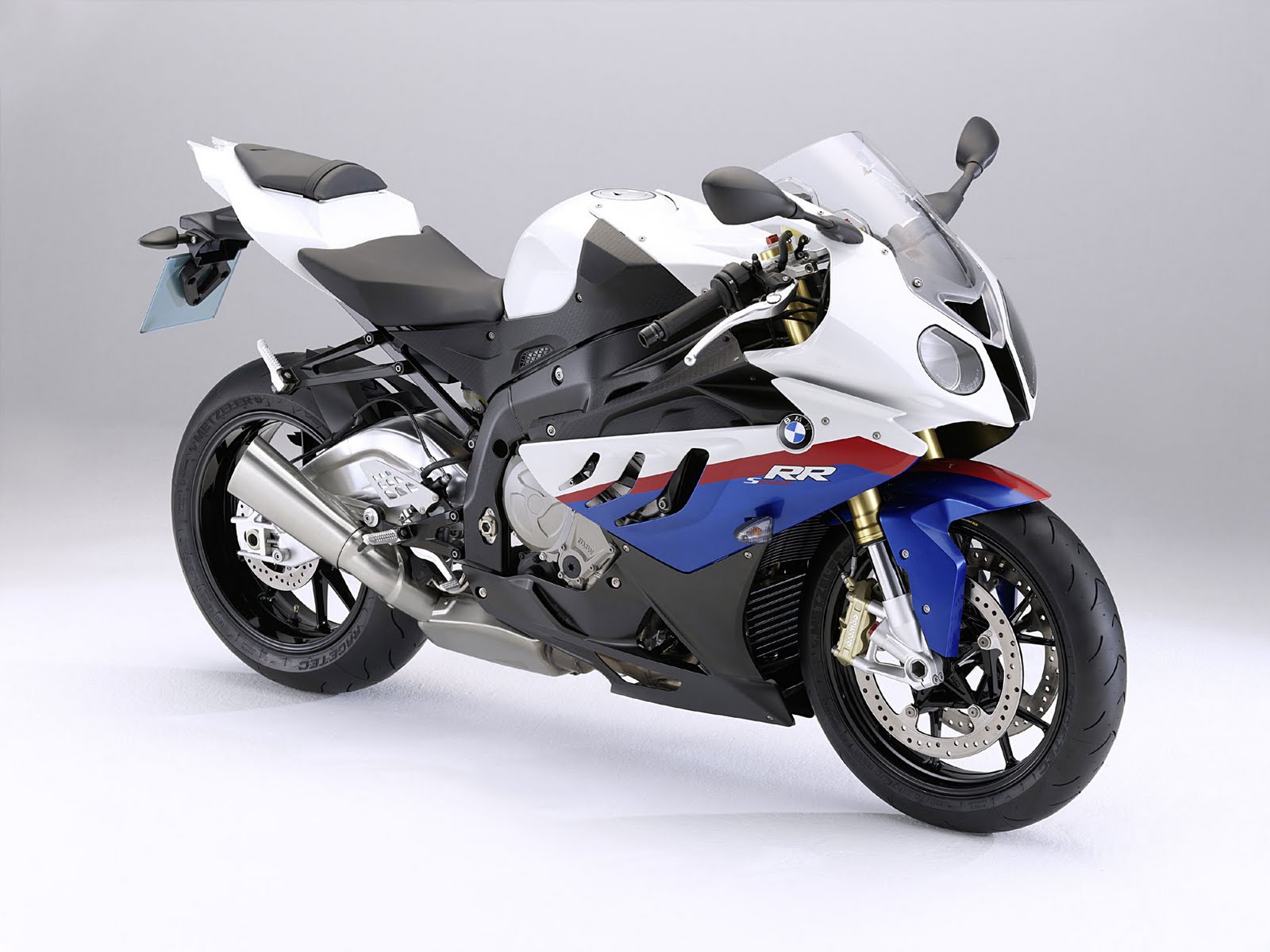A BMW S1000RR motorcycle from 2009
