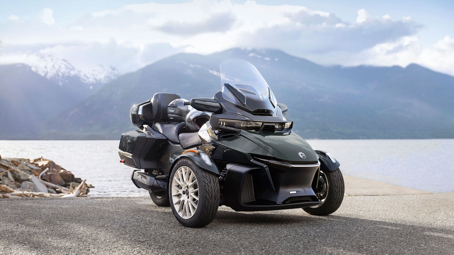 2024 Can-Am Spyder F3 Limited - Land och hav