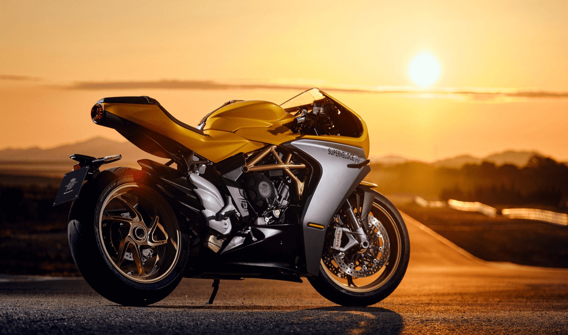 2023 MV Agusta Superveloce 800 [Specs, Features, Photos]