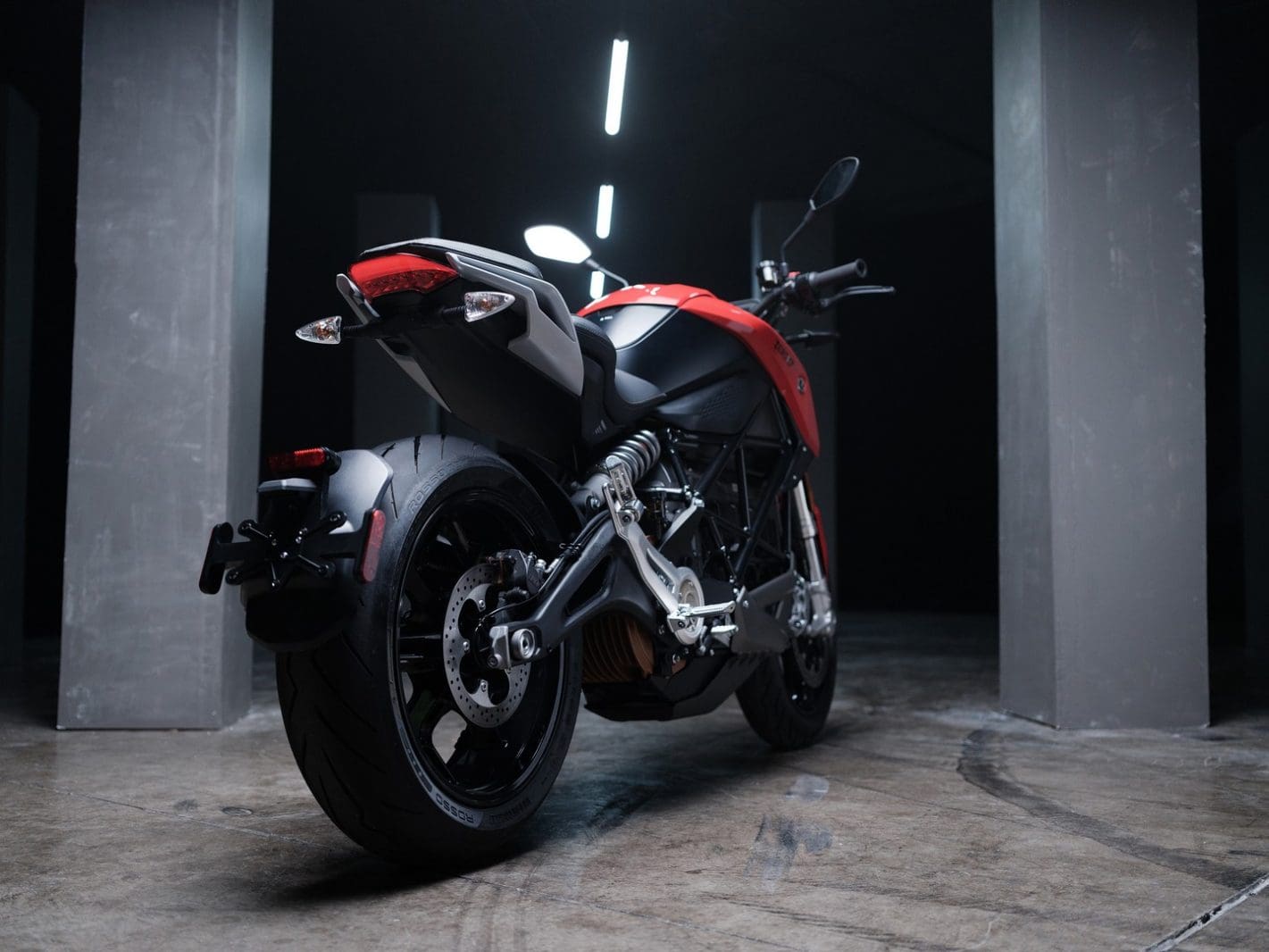 Zero SR 2014-2025 - Specifications - BikeSpecs.org