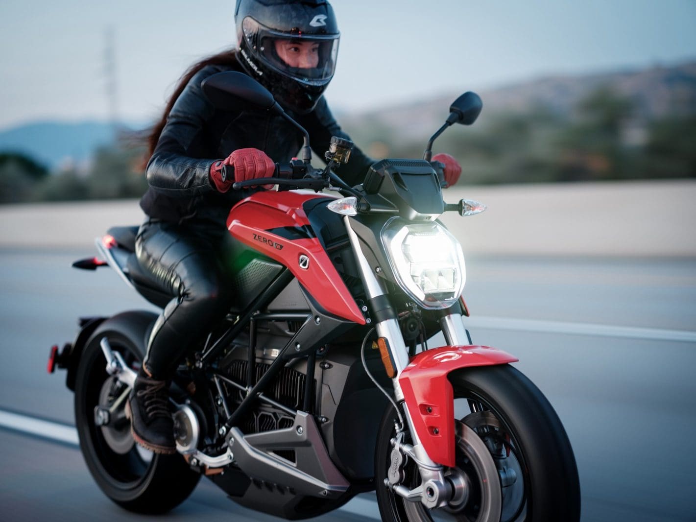 2023 Zero SR [Specs, Features, Photos] - BestMotoSport