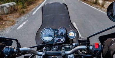 A dash view of the Royal Enfield Himalayan 450. Media sourced from Royal Enfield.