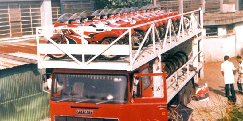 It's 1977; a truckful of Bimota SB2's have been delivered to Suzuki importer SAIAD Turin. Media sourced from AMCN.