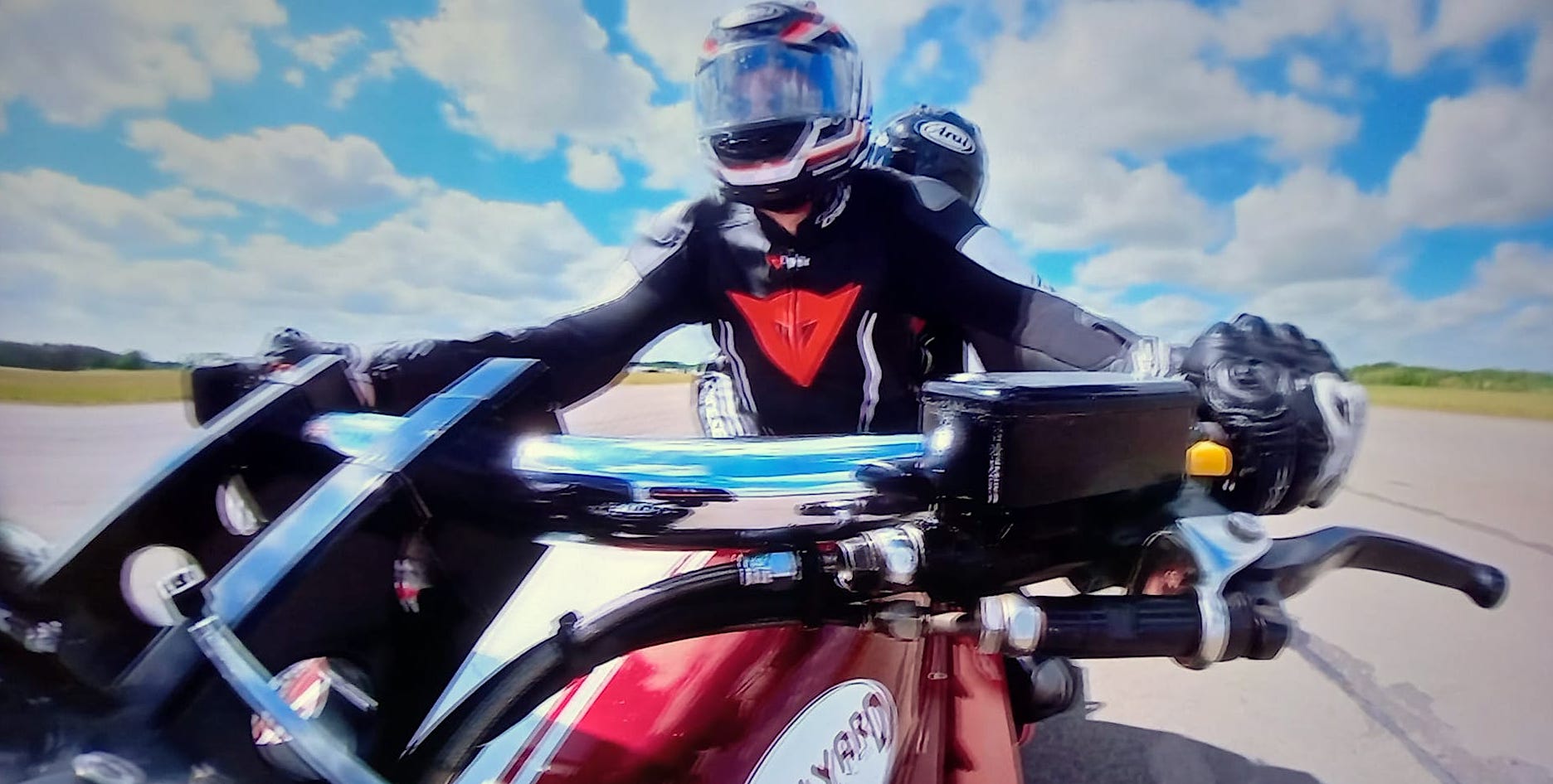 A view of the insane motorcycle that just broke two Guinness World Records. Media sourced from the GBG Guernsey Bikers Group on Facebook.