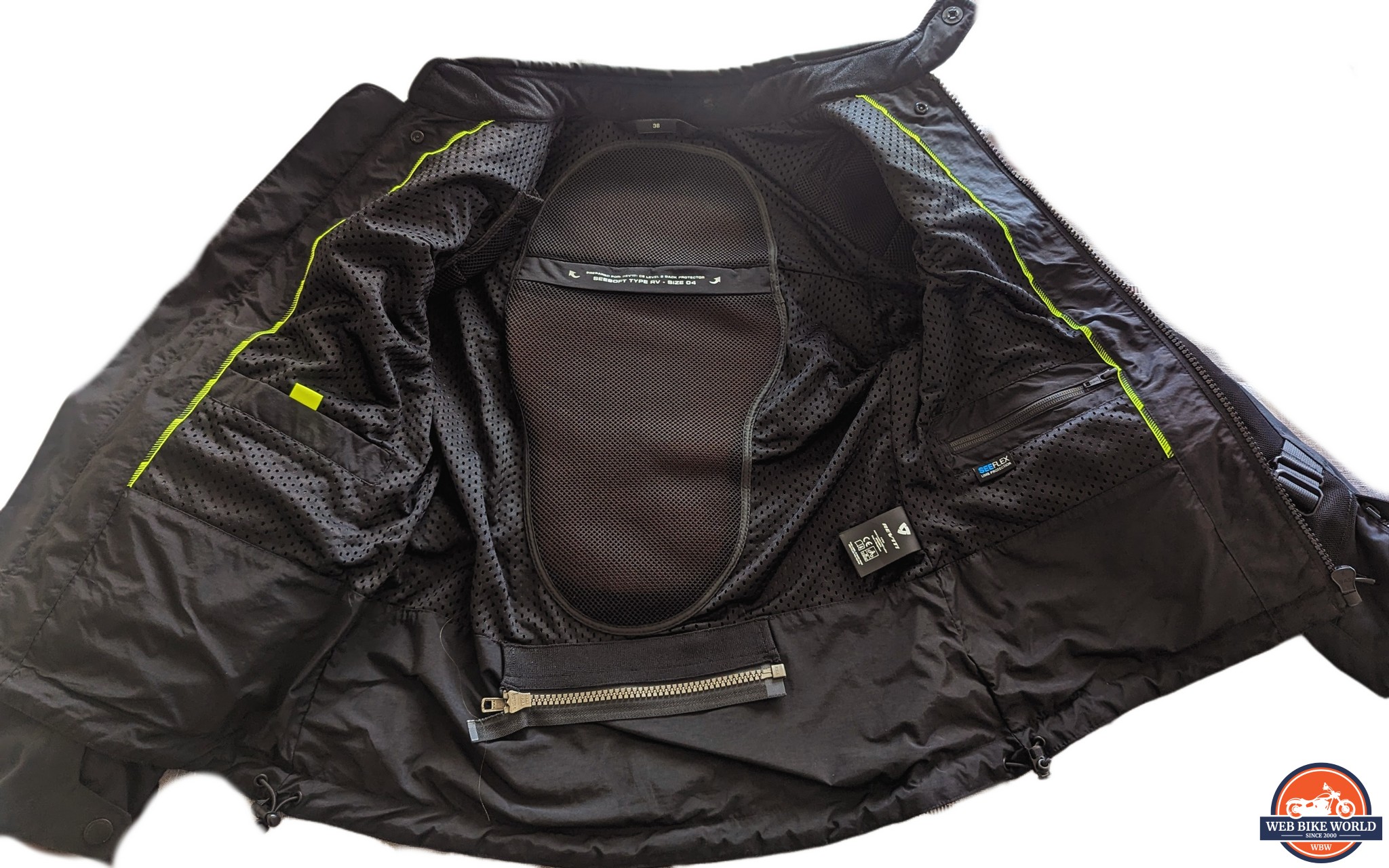 Levante Inner side of outer shell shown with writers personal back protector.