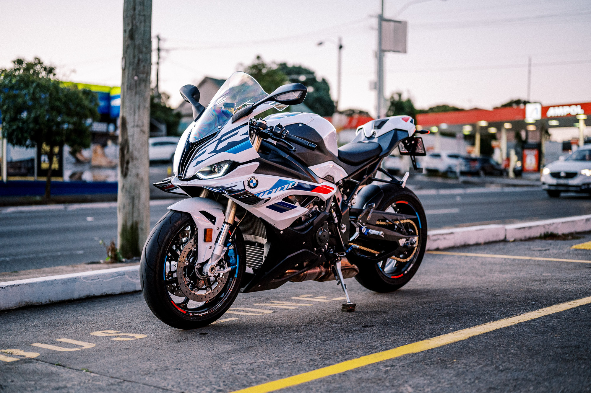 2023 BMW S1000RR review - the easiest litre-class supersport to go fast on!  - Overdrive