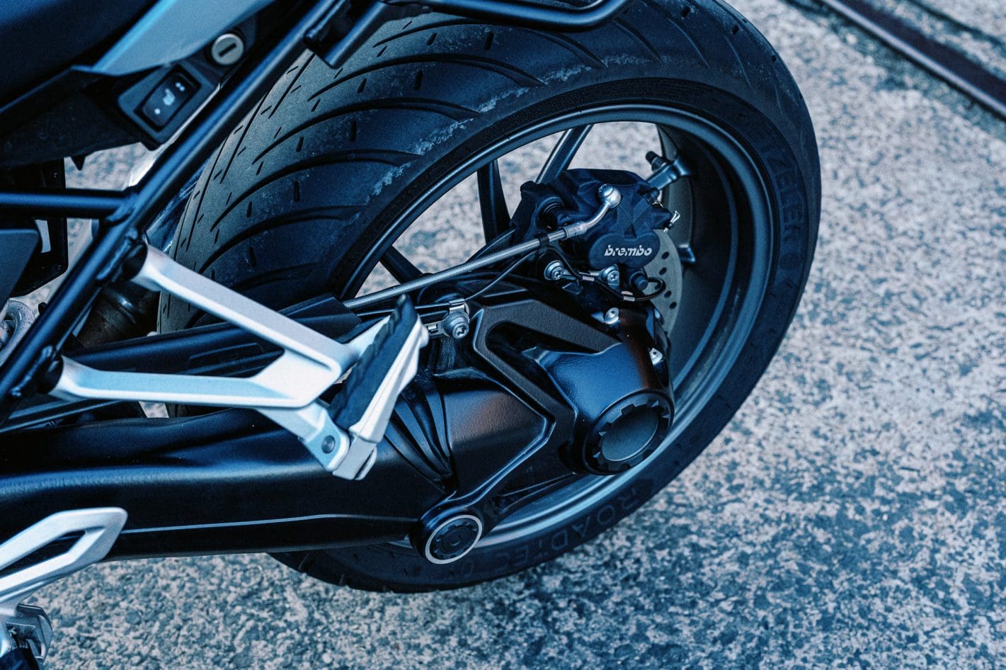 2023 BMW R 1250 R Roadster Ride Review