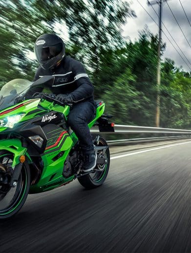 A view of Kawasaki's Ninja 400. Media sourced from Ledgwood Powersports.